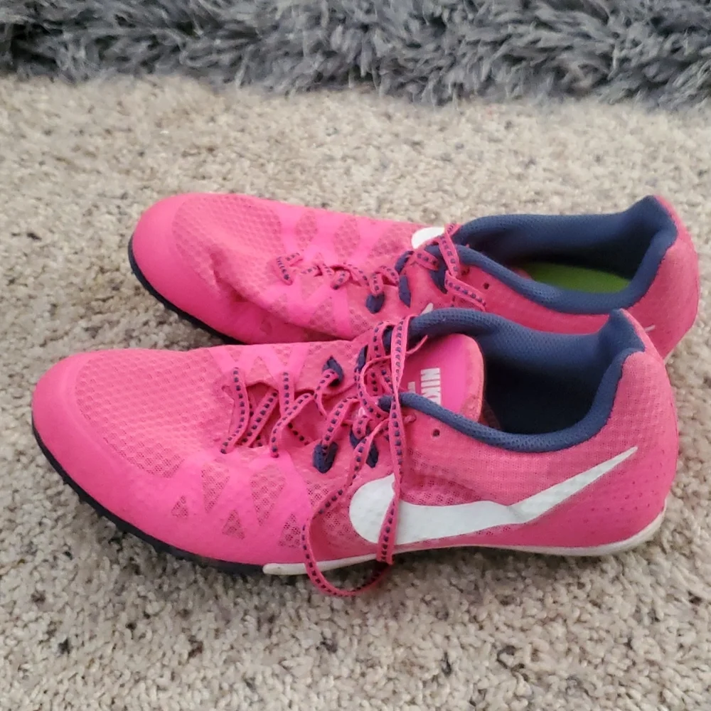 Nike pink 8.5 track running shoes - Picture 3 of 6